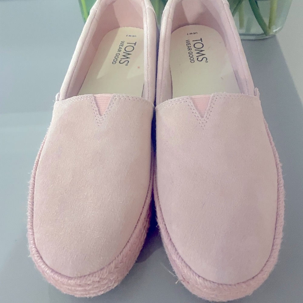 TOMS Pink Suede Valencia Platform Espadrille Shoes. Size 7